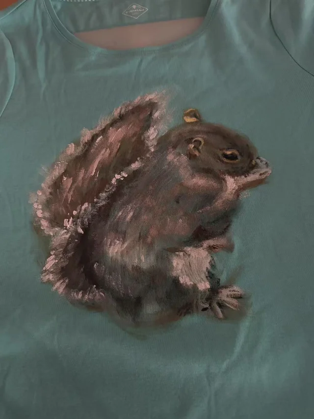 A quiet squirrel
